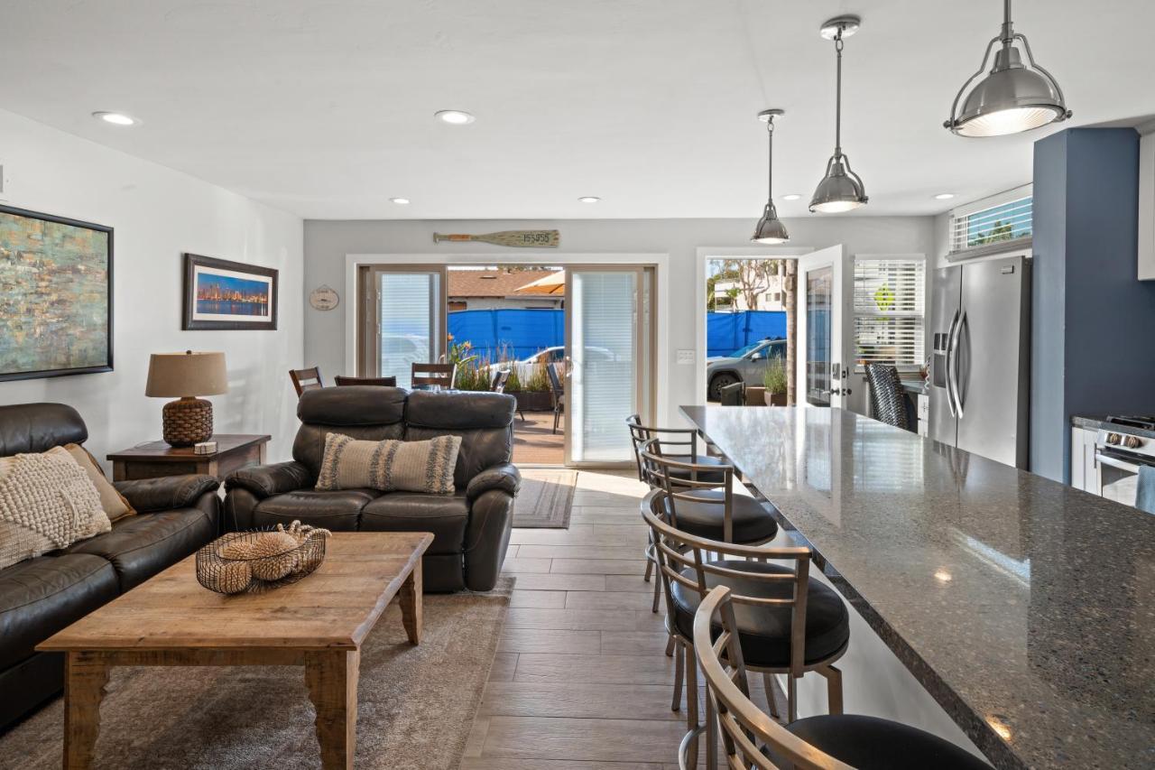 Stunning Beach Home - Large Patio, Parking, Ac & Dog Friendly! Сан Диего Екстериор снимка