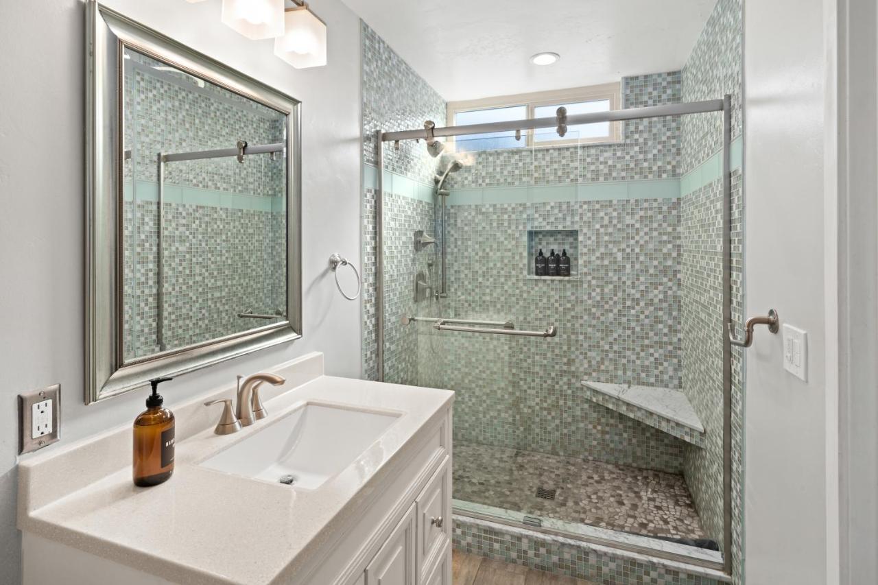 Stunning Beach Home - Large Patio, Parking, Ac & Dog Friendly! Сан Диего Екстериор снимка