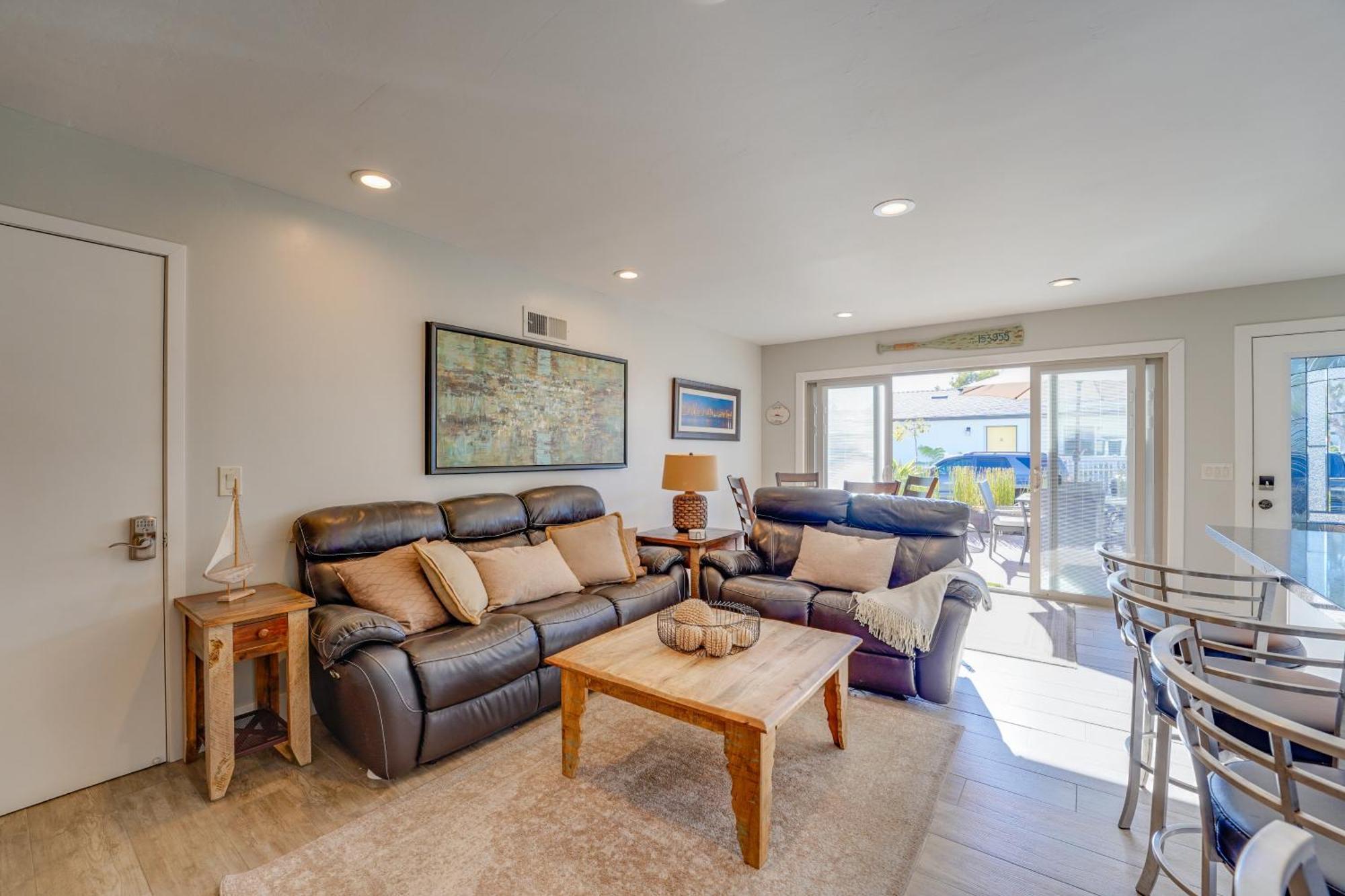 Stunning Beach Home - Large Patio, Parking, Ac & Dog Friendly! Сан Диего Екстериор снимка